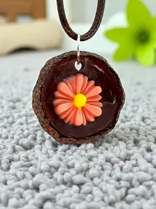 Acorn Daisy Pendant Necklace