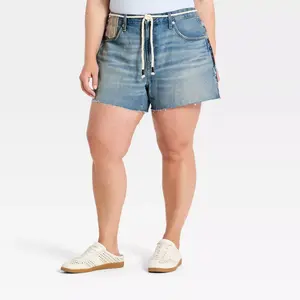 Women's Mid-Rise Patchwork Barrel Shorts - Universal Thread Medium Wash 20