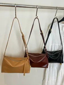 Hong Kong Style Underarm Bag, Adjustable Strap Crossbody Backpack, Versatile Daily Street Date Bag, Perfect for Any Occasion