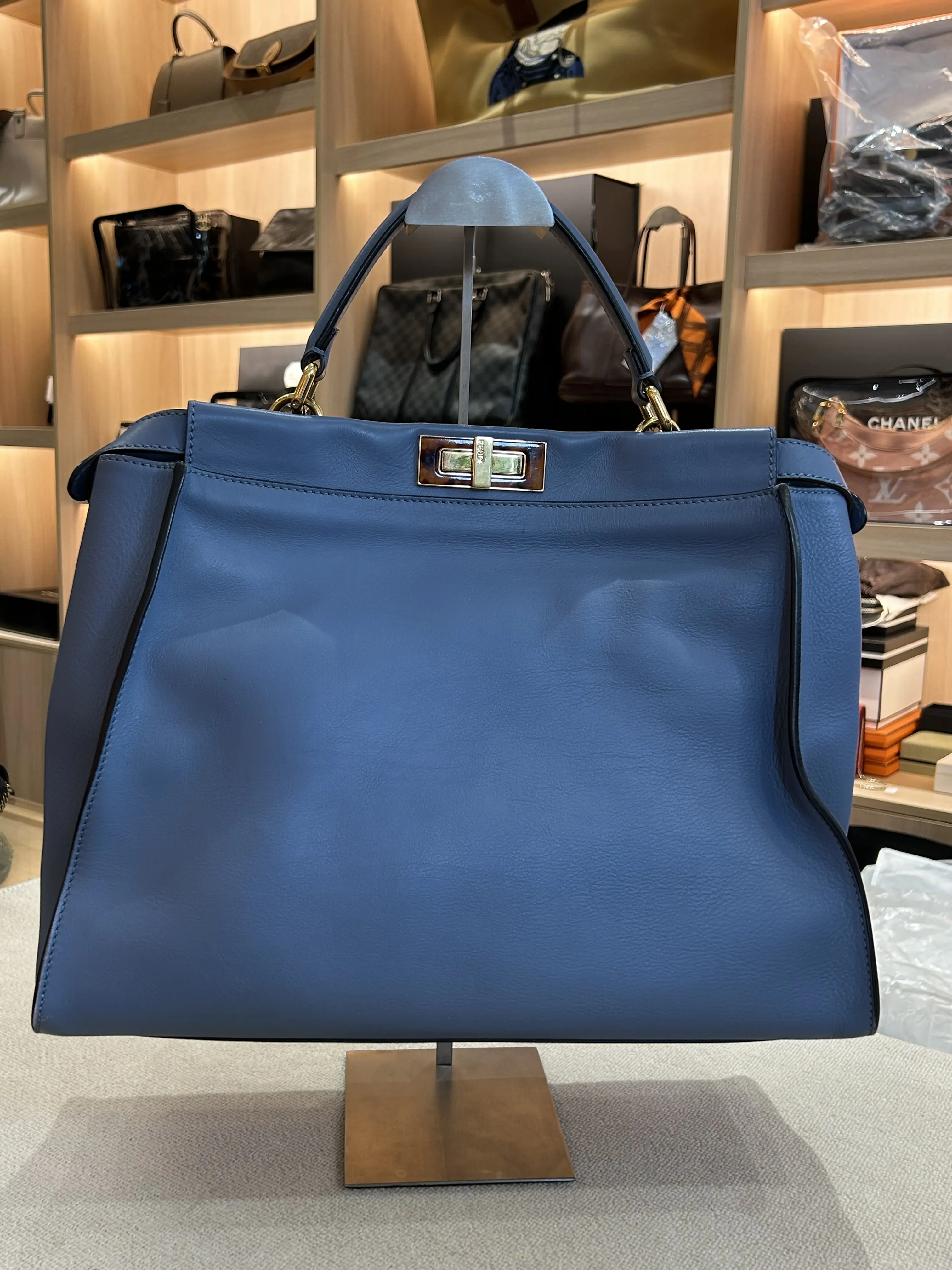 Pre-owned FENDI Peekaboo Large Deep Blue Leather