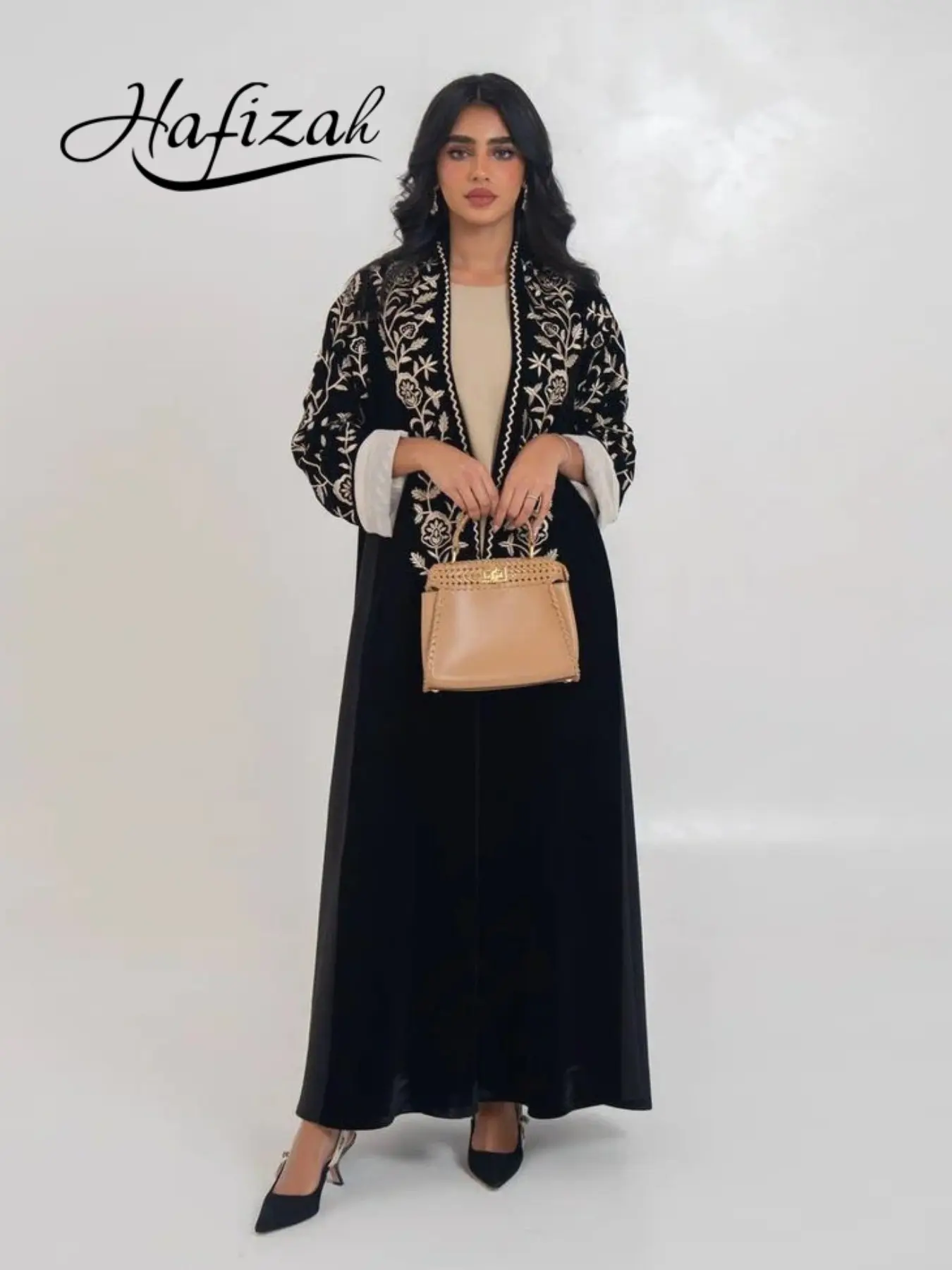 Hafizah Vintage Floral Embroidered Velvet Cardigan, Colorblock Turned-Up Sleeve Design, Loose-Fitting Slimming Outerwear for All Seasons Womenswear Clothes