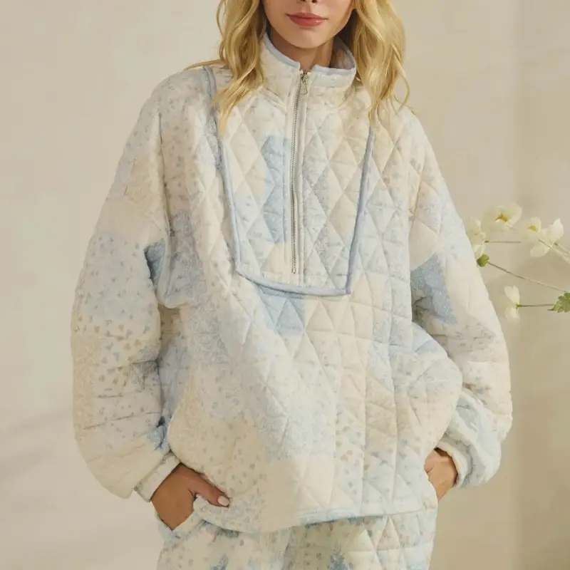 Cozy Quilted Half-Zip Sweatshirt for Women - Soft Plush Fabric, Stylish Patchwork Design, Perfect for Loungewear and Casual Wear