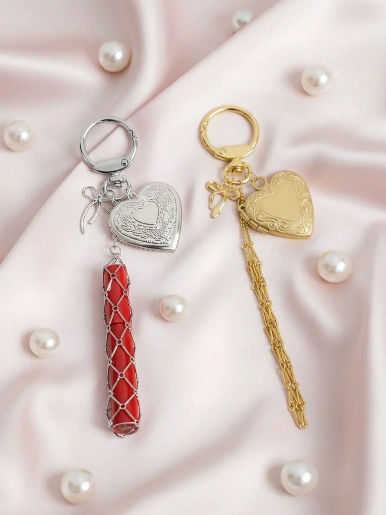 Metal lipstick storage bag pendant, replaceable and stainless steel mesh pouch - gold and silver bag pendants, bow and heart-shaped box decorated lipstick case keychain, fashionable pendant for lip balm and cosmetics Keychain for bags Trendy Cute Keychain