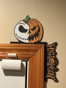 Spooky Pumpkin & Skull Door Corner Topper – Gothic Halloween Decor