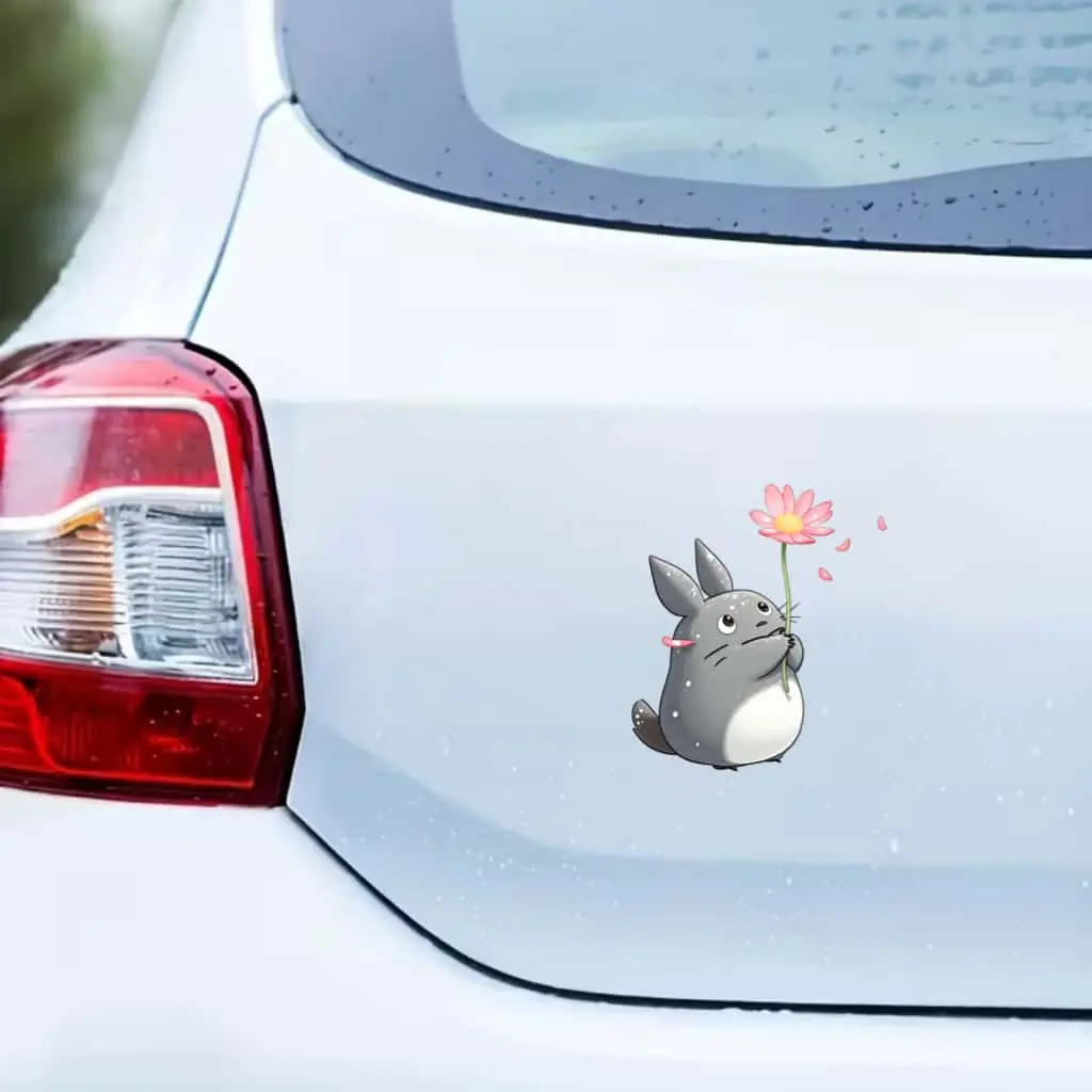 1PC Healing Cute-Style Totoro Holding Flower Car Rear Sticker, Car decorative sticker For car rear/body, Automobile Decals, Car Stickers, Car Vehicle Decoration, Decal For Cars, anime backpacks, warm healing texture appeals to anime healing style lovers