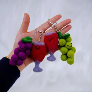 Felt Grape and Wine Keychain, Drink Keyring, Vineyard and Wine Gift, Felt Shapes, Purse Charm, Wine lover Gift, Holiday  Gift, Handmade Keychain, Non Allergic Key Chain
