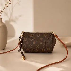 Premium Vintage Crossbody Bag - Versatile Commuter Shoulder Purse for Everyday Wear