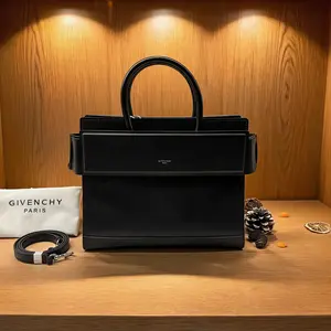 Pre-owned GIVENCHY Leather Shoulder Bag C0716866618