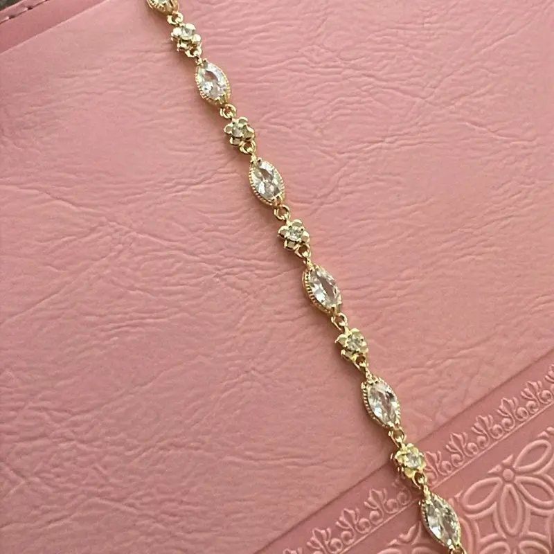 #04 brazalete