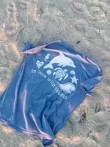 IN LOVE W/ THE SEA TEE