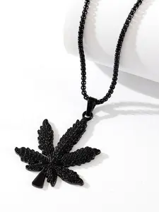 1 fashionable and elegant maple leaf pendant necklace, a light luxury and personalized hip-hop street style women's necklace, a beautiful accessory suitable for daily wea, Fashion Jewelry