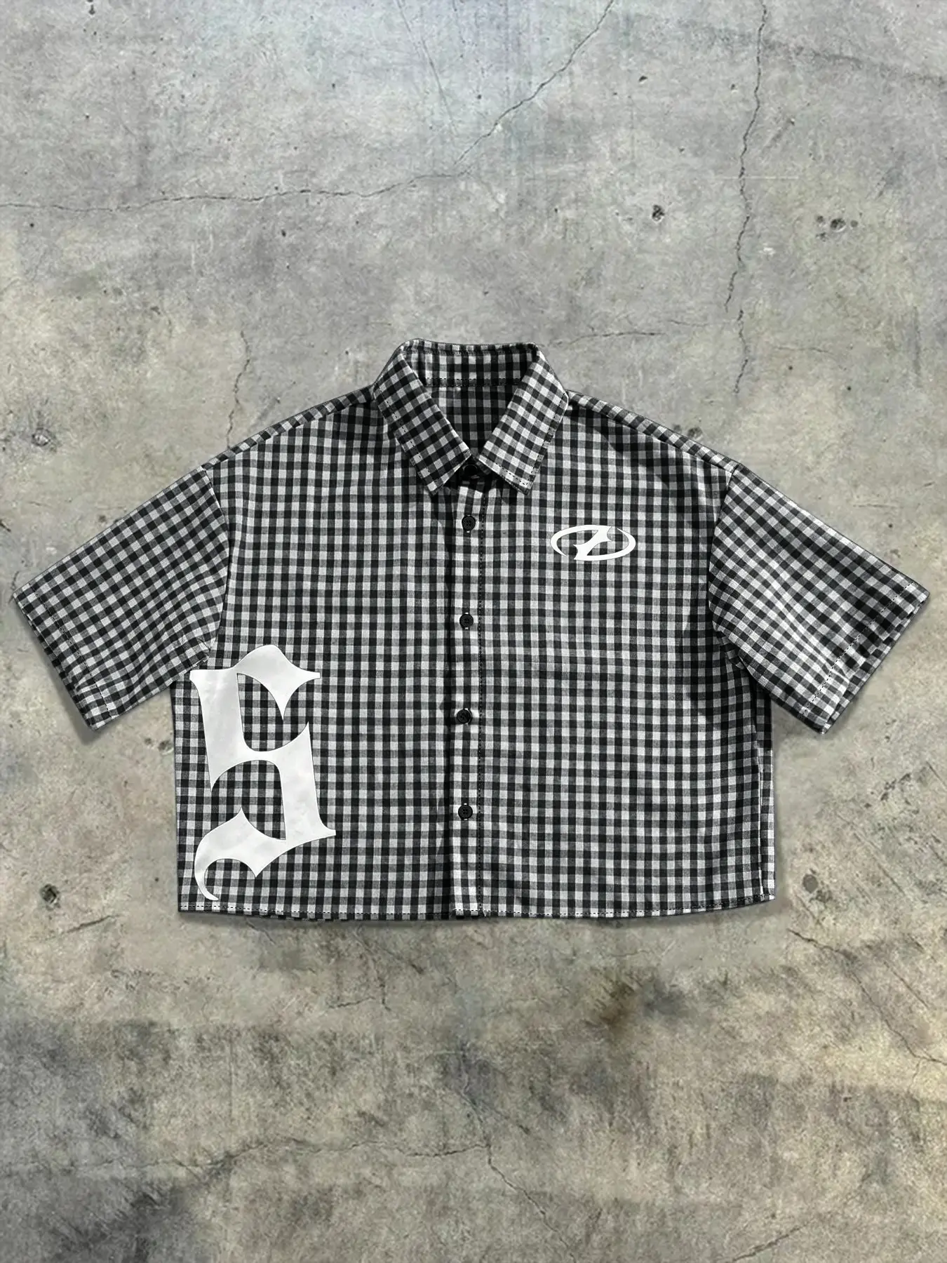 Men's Plaid Checked Graffiti Hand-Drawn Gothic Print Short Sleeve Button Shirt, Summer Vacation Casual Fashion, Stylish Street Fashion, Classic, Street Style, Vibe, Vintage, Trendy, Menswear