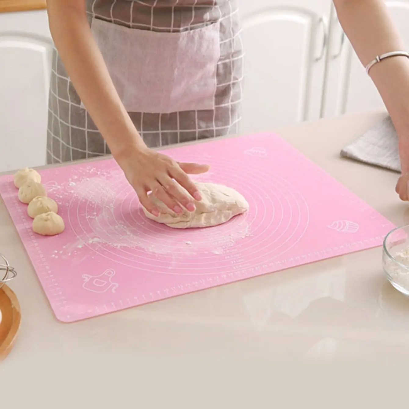 Large Non-Stick Silicone Flexible Kitchen Baking Mat, Heat Resistant Reusable Pastry Sheet with Measurement Lines, Easy Clean & Store, Measuring Baking Utensils, Baking Accessories, Baking Essentials, Home Baking Supplies