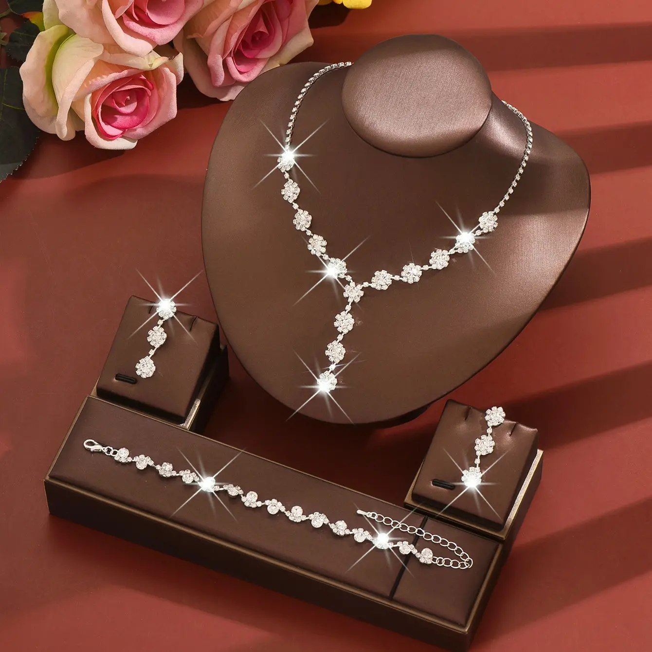 858747 necklace earrings bracelet water