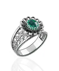 Daisy Figured Emerald Gemstone Filigree Art Women Silver Cocktail Ring