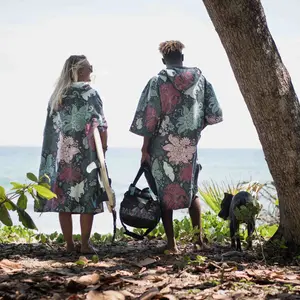 Adult Unisex Hooded Towel, Superfine Fiber Poncho, Quick-Dry Beach Towel Cape, Multifunctional Towel, Poolside & Home Bathroom Use