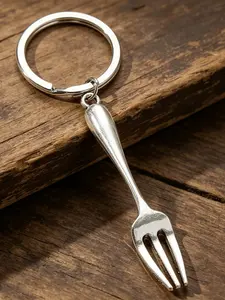 Creative Alloy Fork Keychain, Fashionable Men's Kitchen Tool Gift, Perfect for Friends and Family, Food Enthusiasts