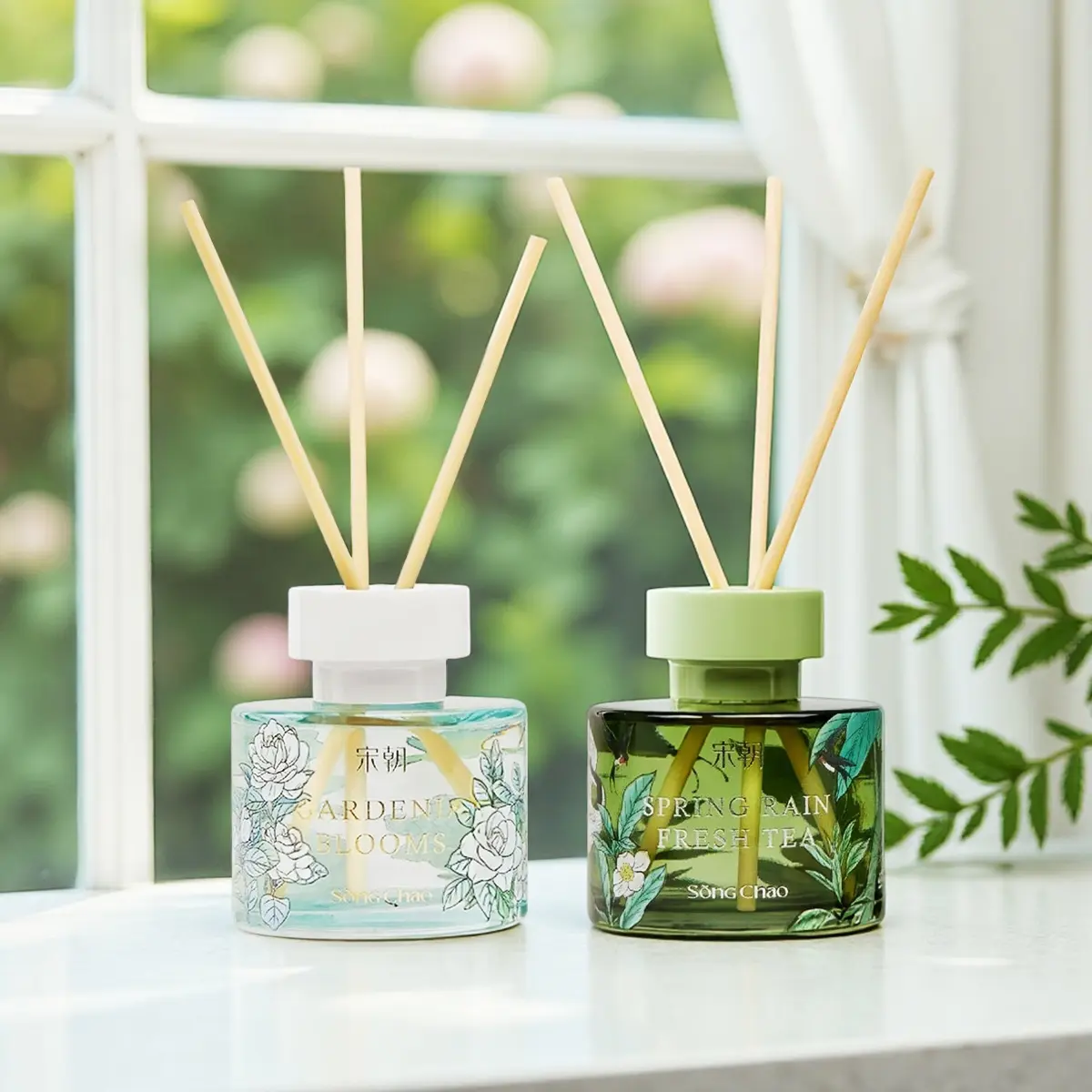 SONG CHAO Floral Realm Series 120ml No Flame Essential Oil Perfume Diffuser Spring Rain Green Tea Fresh Aroma Aromatic Fragrance Gift Perfume Scented Gardenia Blossom Safe Easy to Use Perfect for Any Occasion,Mother's Day gift