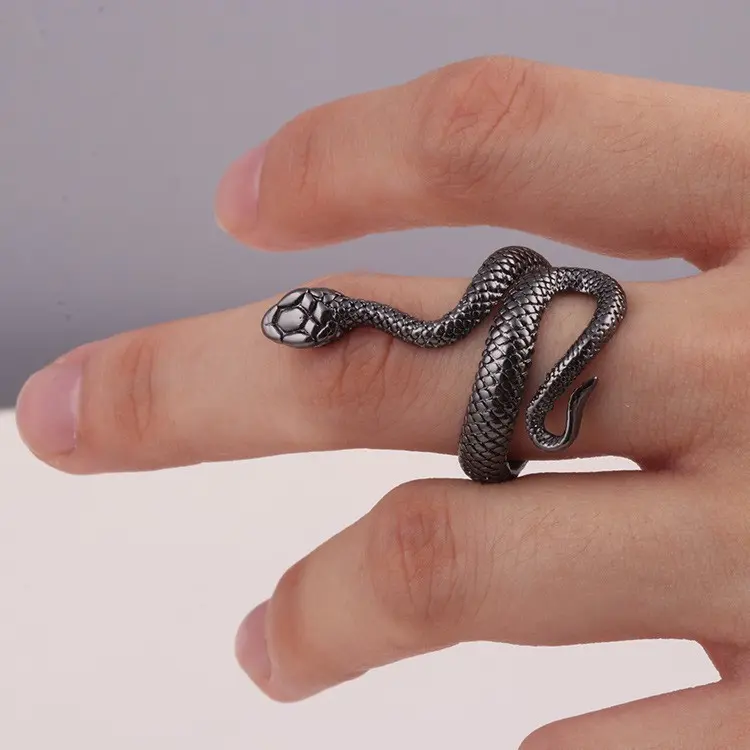 F Type   Black Snake shaped Open Ring