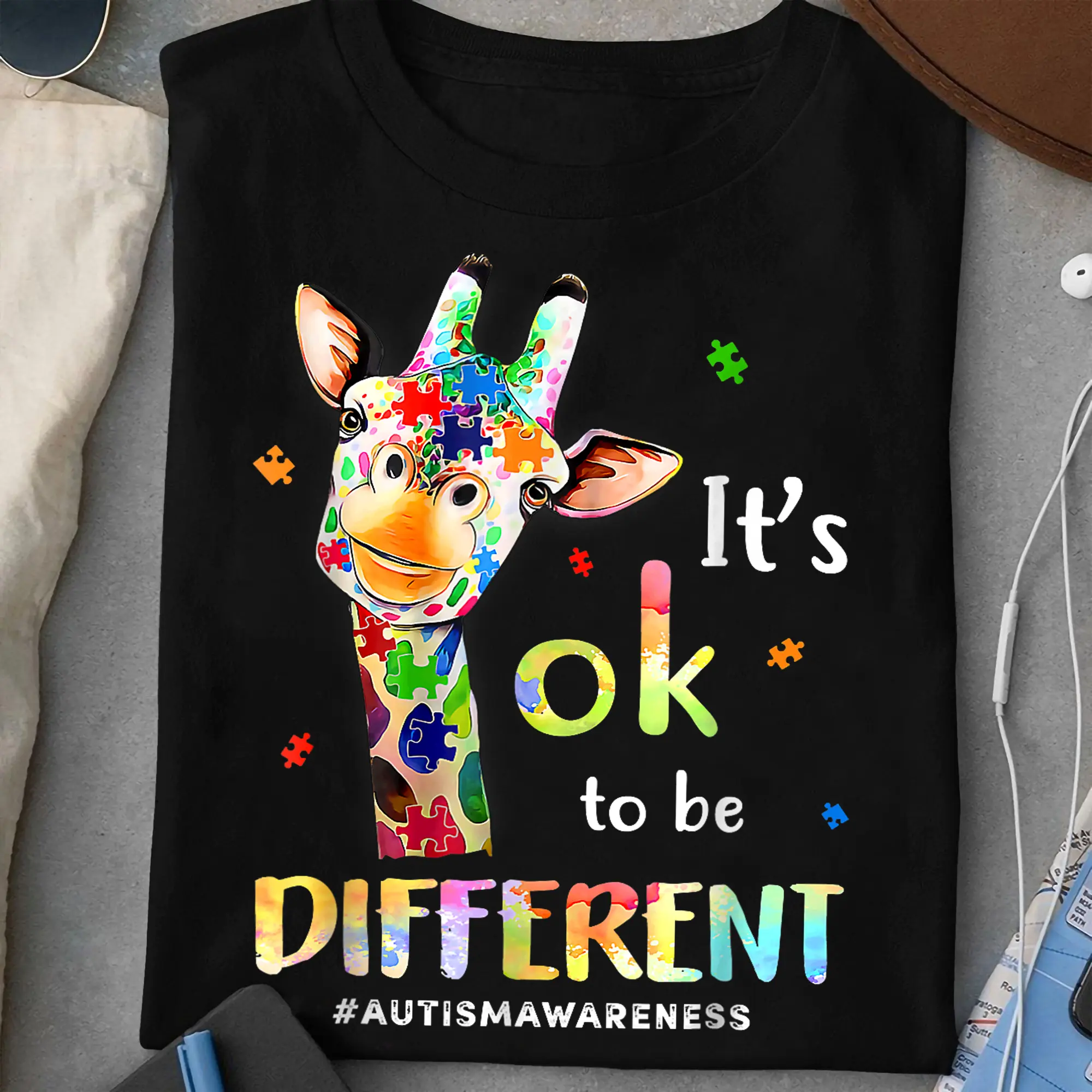 Autism Awareness Cute Giraffe Animal Its Ok To Be Different T-Shirt Sweatshirt Hoodie