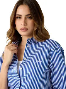 GUESS Female Striped shirt