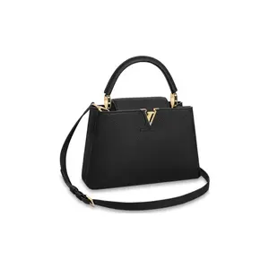 Pre-owned Louis Vuitton Leather Shoulder Bags Capucines MM Black Taurillon with Gold Tone Hardware