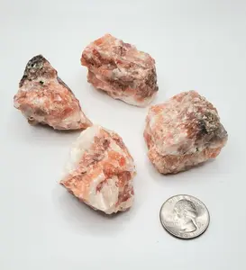 Raw red calcite