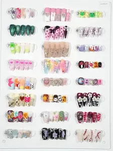 zb135..A variety of nails