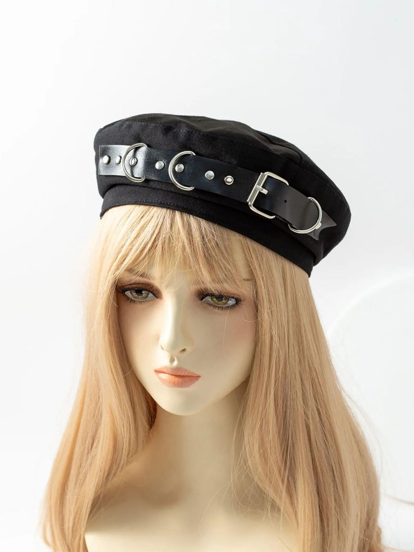 Women's Punk Style Rivet Decor Belted Beret, Casual Trendy Girly Beret, Fashionable Hat for Daily Wear for Women & Girls