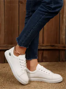 Plus-size women's new all-season round-toe lace-up side cutout heart-pattern flat-soled fashionable simple comfortable daily commuting casual sneakers