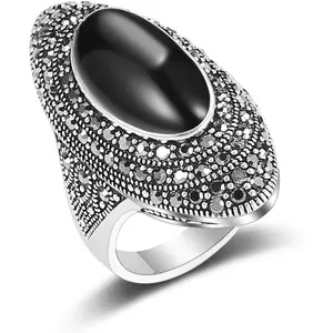 Vintage Black Agate Crystal Cocktail Ring, Retro Statement Band for Women, Silver Tone Unique Bold Design, Ideal Jewelry Gift for Daily Party Dating