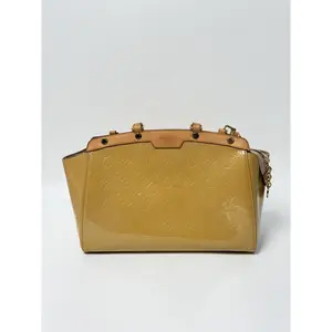 Pre-owned Louis Vuitton patent leather Shoulder Bags Monogram Vernis Brea JE84LV