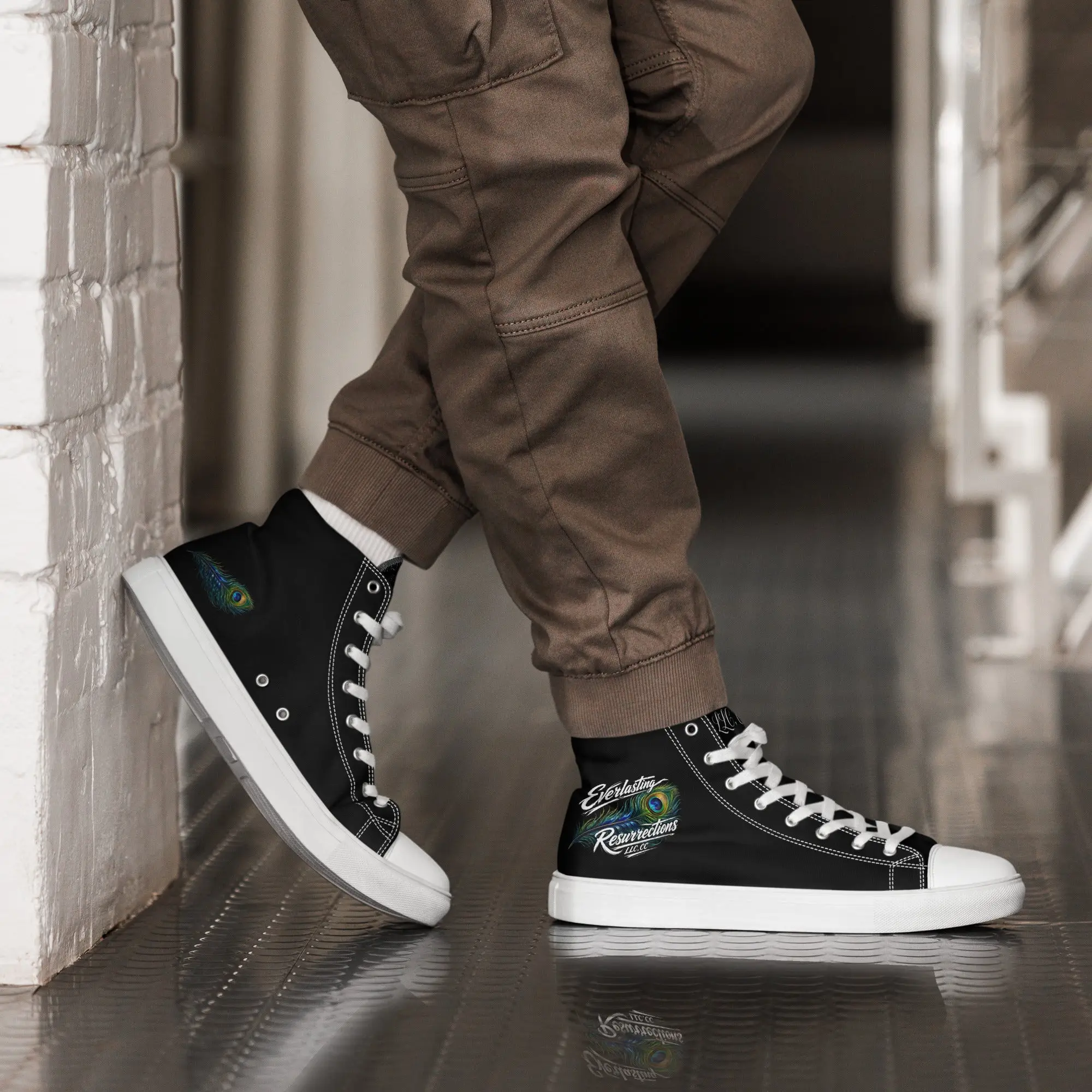 Men’s peacock high top shoes