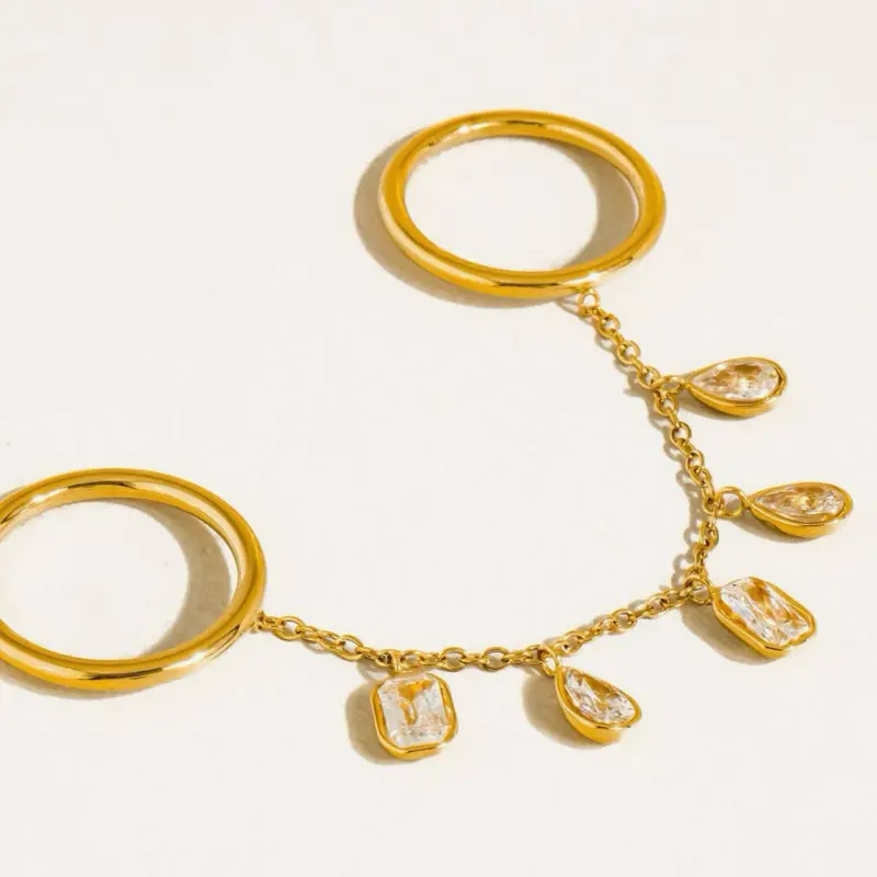 Dangle circle ring