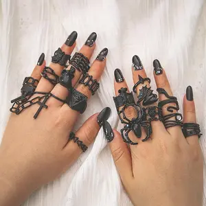 Hot Selling Black Vintage Ring Set with Adjustable and Exaggerated Punk  Shaped Spider Bat Ring