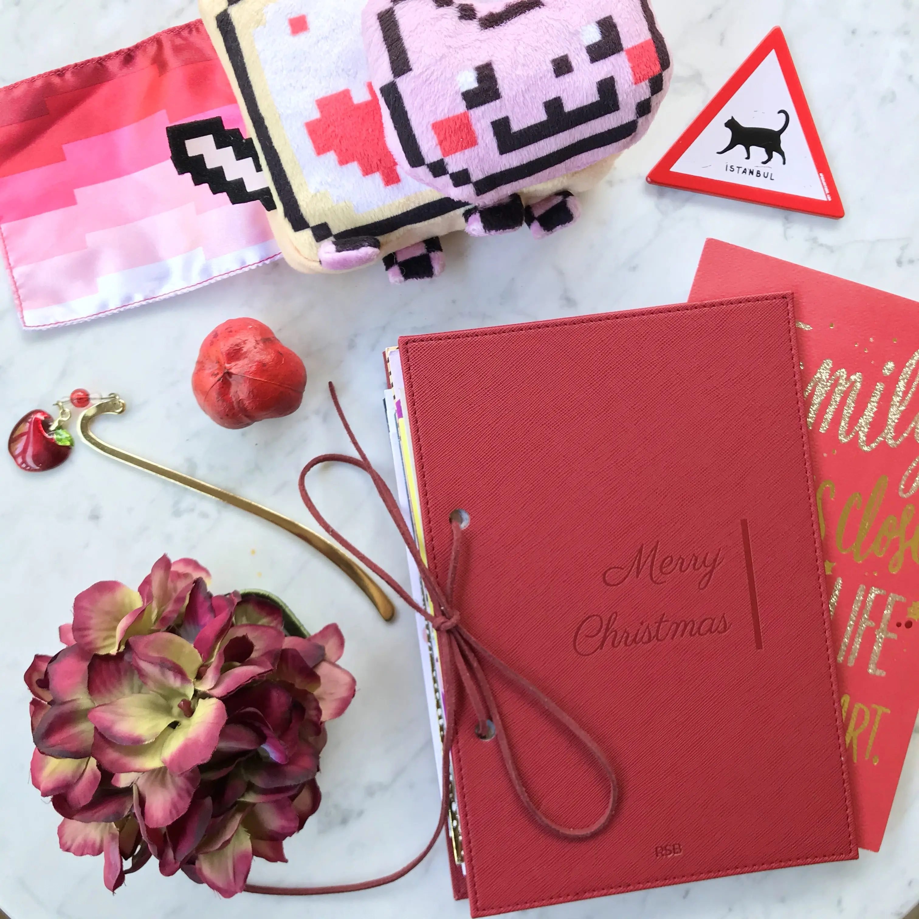 "Merry Christmas" Card Keeper Kit
