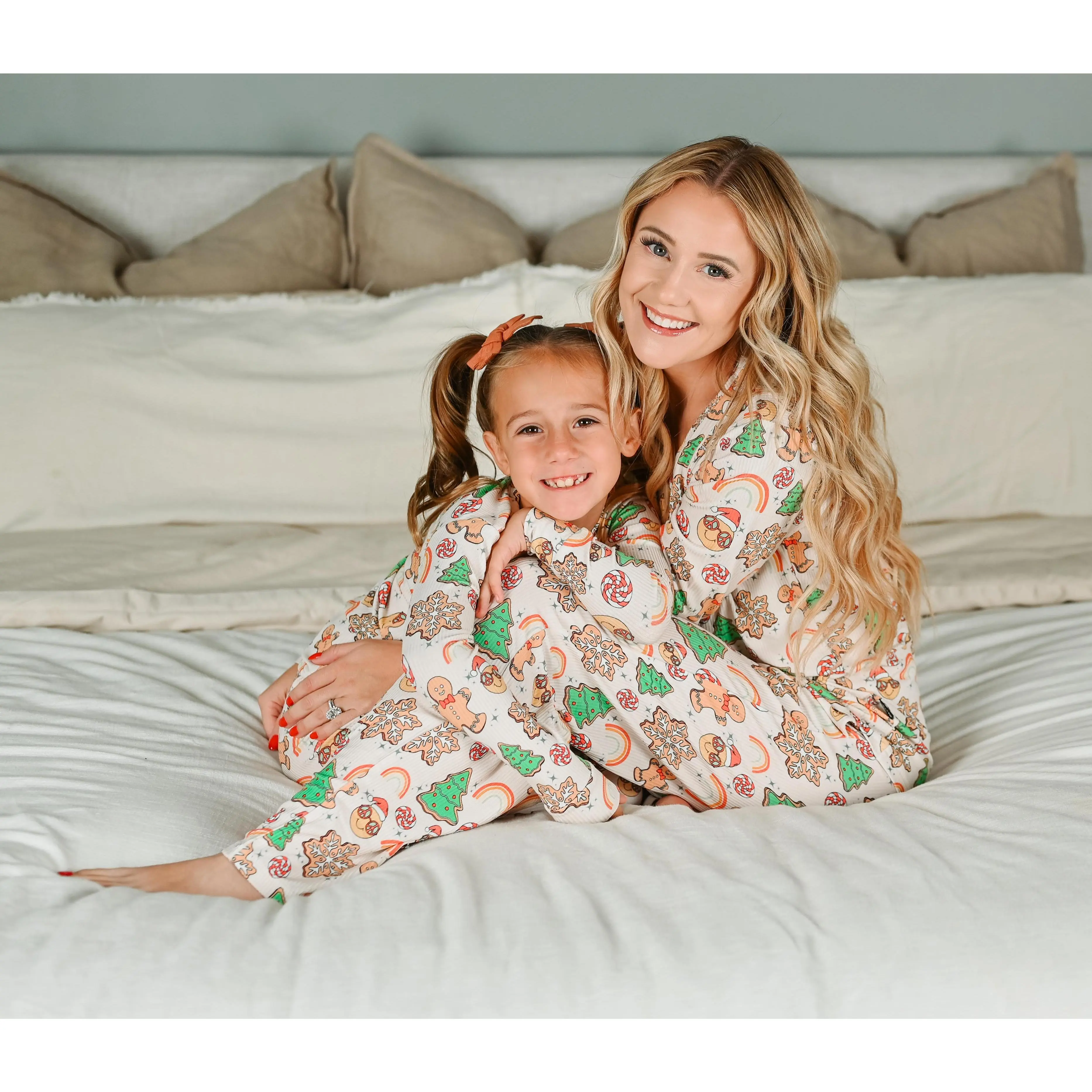 WOMANS PAJAMA SET - Peppermint, Christmas Pajama Set, Caitlyn O'Neil, Comfy Soft Breathable