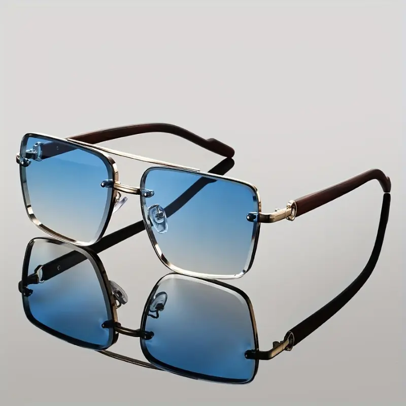Men's Vintage Pilot Sunglasses, Copper-Wood Frame with Golden Accents, Gradient Blue UV400 Protection Lenses, Polycarbonate Construction, Uv Protection