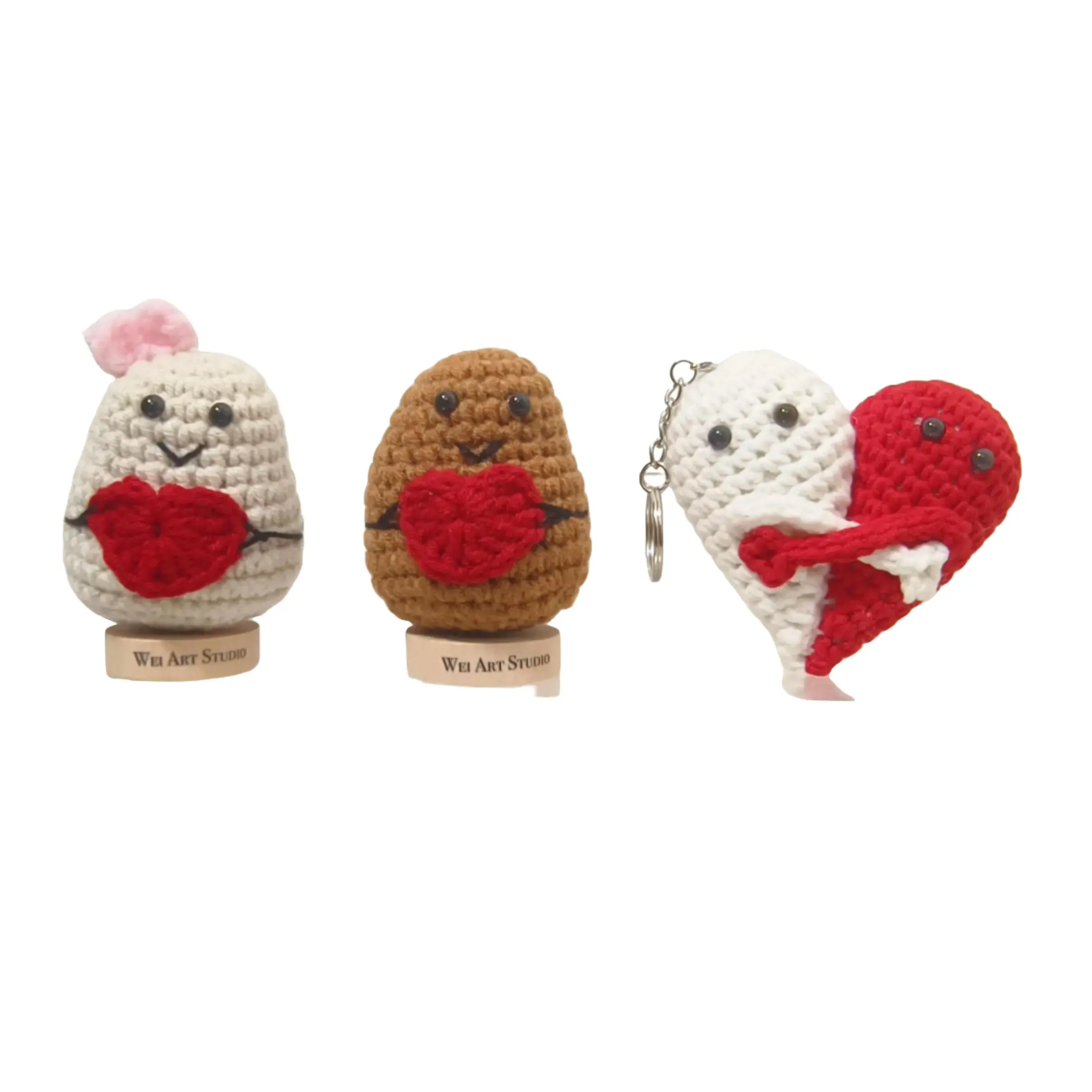 Crochet Potato Couple with Heart, Crochet Heat Hug Keychain, Hug Each Other Bag Charm Gift for Lover, Plushie Table Decor, Cheer Up Gift