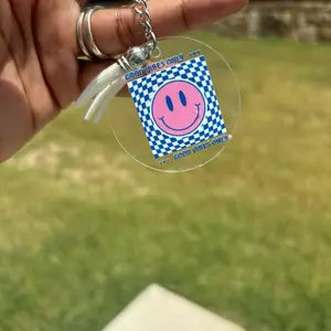 Good vibes checkered keychain
