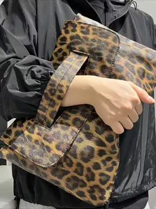 Fashionable leopard print bag, large capacity crossbody bag, simple flip up handbag, Stylish tote bag, Casual trendy bag, Stylish crossbody bags