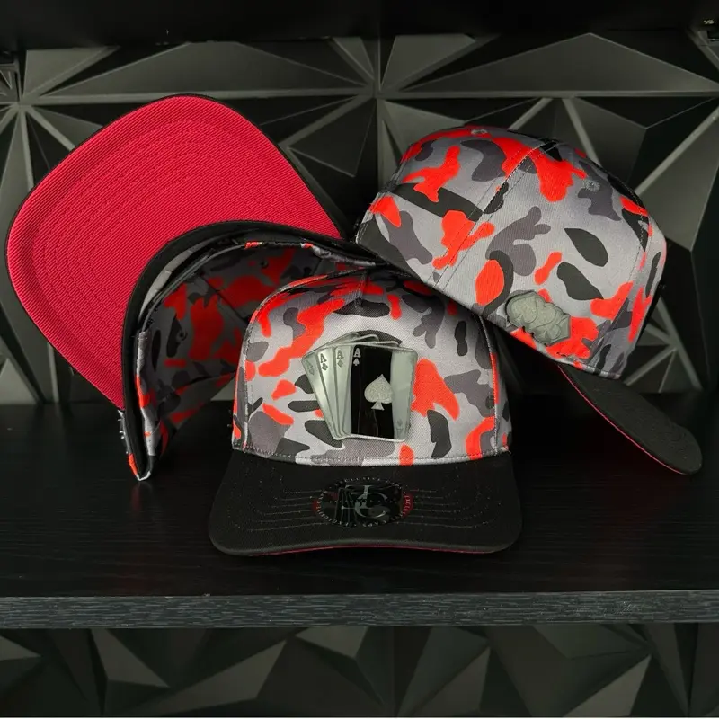 Poker plate SnapBack hat-burgundy camo Poker plate SnapBack hat-burgundy camo