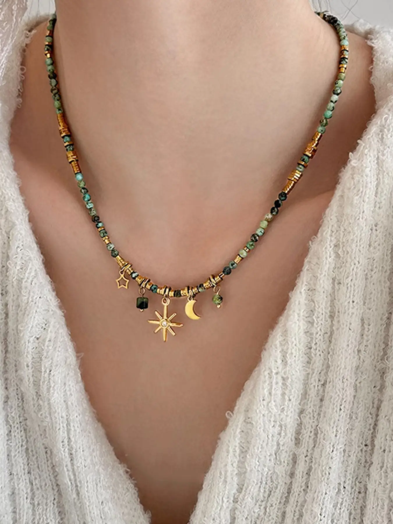 「Boho Sunflower Locket Necklace Set, Elegant Minimalist Design, Perfect Gift for Any Occasion🎁, Ideal for Daily Wear & Special Events」