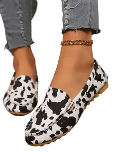New Cow Print Slip-On Beanies Shoes, Slip On Lightweight, Comfortable Cloth & Rubber Sole, Fashion Casual Women's Flats for All Seasons