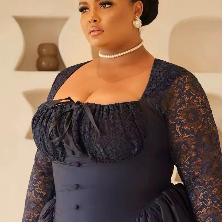 Lace Women's Cinderella's Corset Dress - Formal Wedding or Birthday Party Outfit in Burgundy - Womenswear dressy