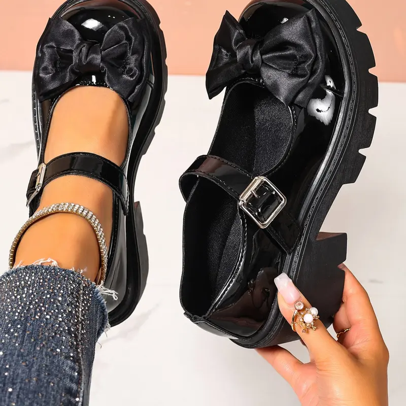 Women's New Chain Decorated Flat Comfort Shoes, Halloween Gothic Bow Design Small Leather Shoes, Daily Wear and Walking Shoes, Y2K School Shoes, Mary Jane Style
