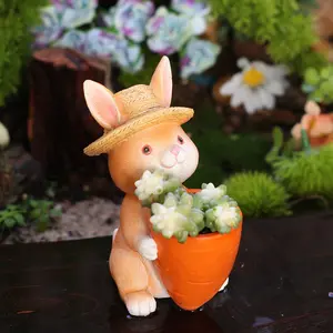Creative Cute Straw Hat Rabbit Planter Ornament, Carrot Shape Succulent Pot, Garden Balcony Desktop Resin Decoration Craft