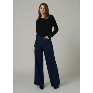 THE MIA PETITE