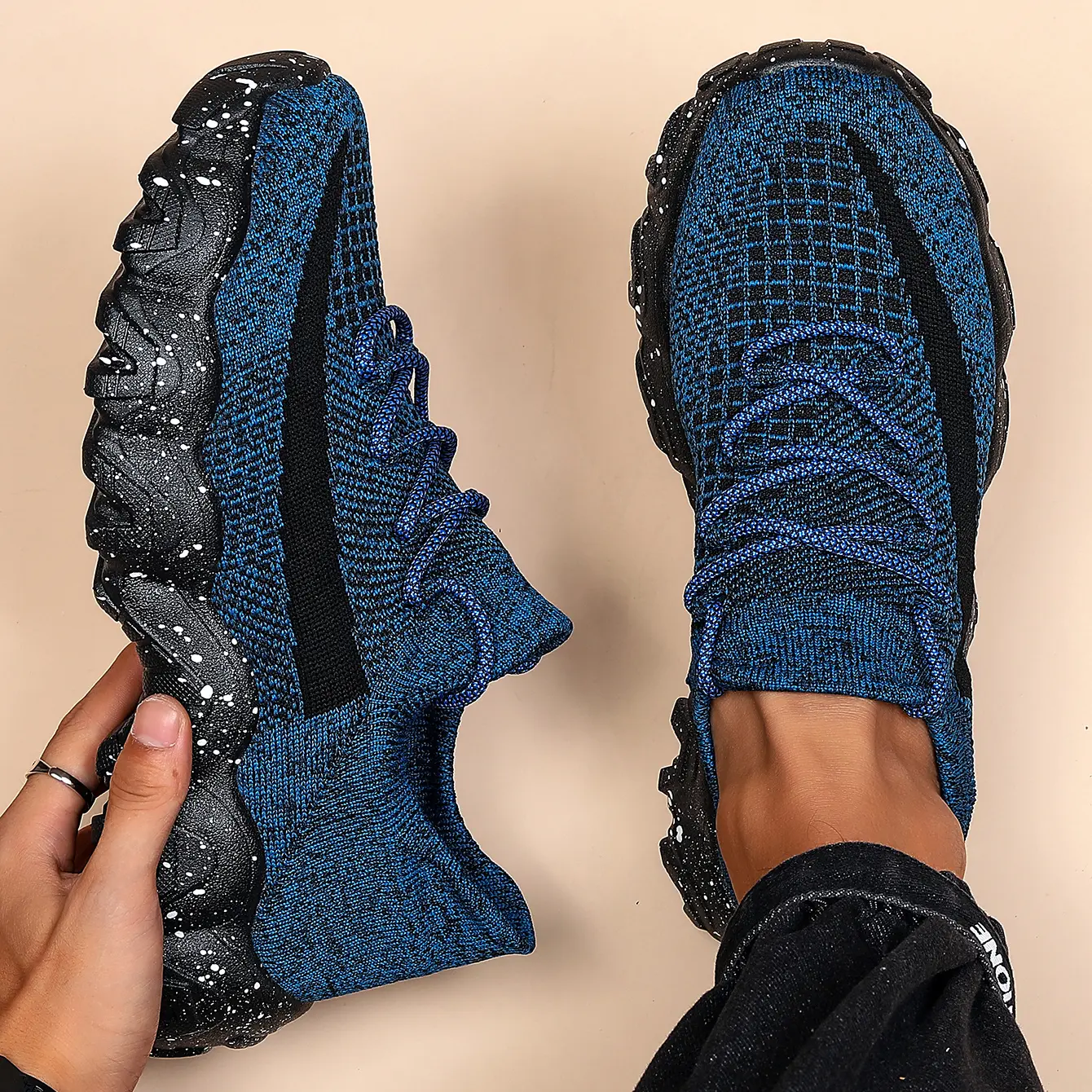 Men's plus-size sports shoes Slip on Walking Shoes - Fashionable Sports Sneakers with Lightweight Non Slip Soles for Casual Walking Travel & Commuting
