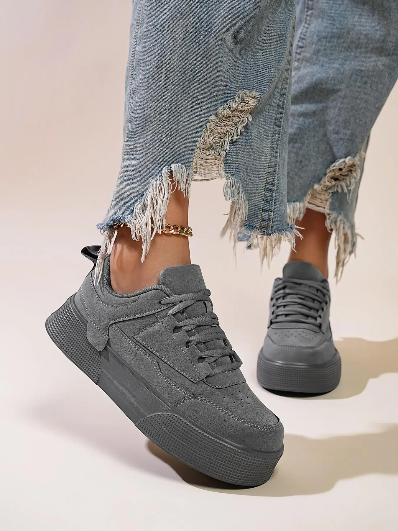 Women's Fashion Plain Lace Up Low Top Skate Shoes, Casual Comfortable Platform Sports Shoes for Daily Wear, Female Round Toe Shoes for Daily Wear